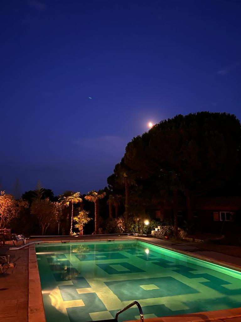 Sous Le Grand Pin Gites Eden En Cevennes Anduze Esterno foto